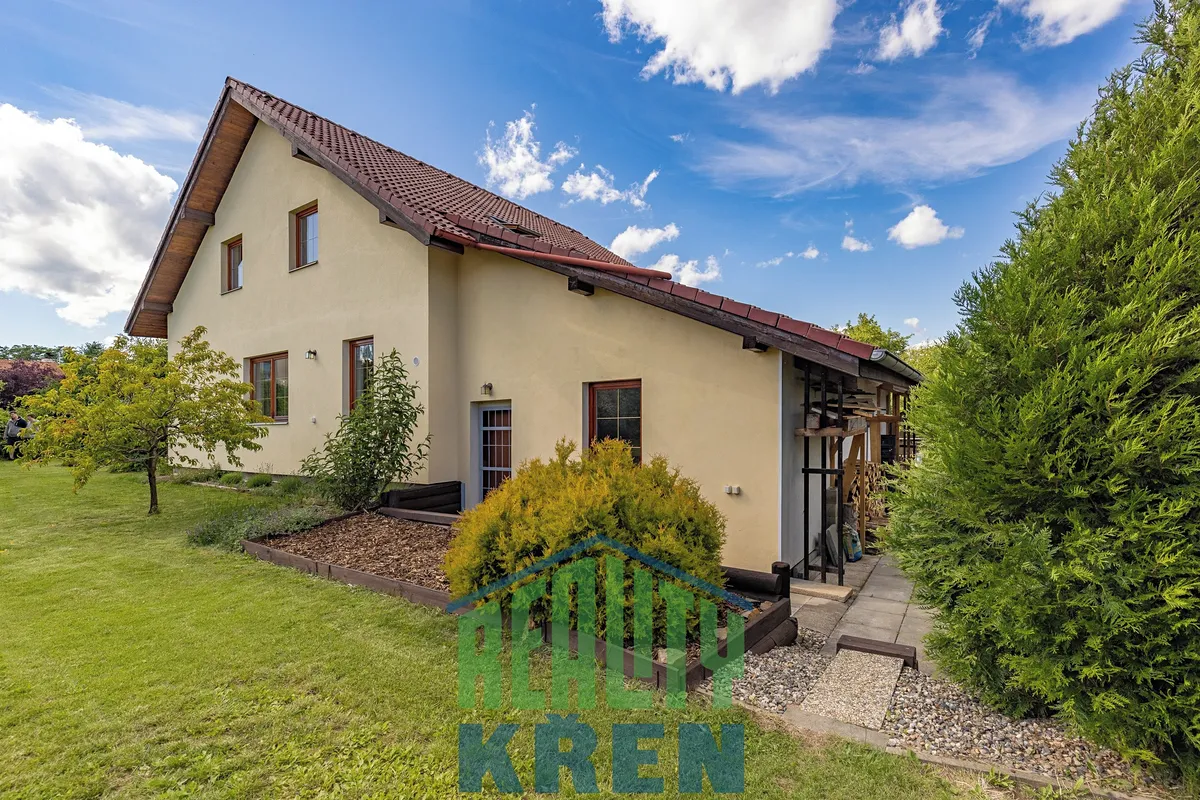 Prodej rodinného domu 172 m², pozemek 1110 m²